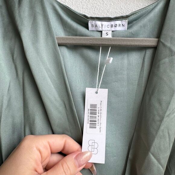 NWT Baltic Born Poppy Midi Dress Womens M Satin Eucalyptus Sage Green Tie Front - Picture 5 of 7